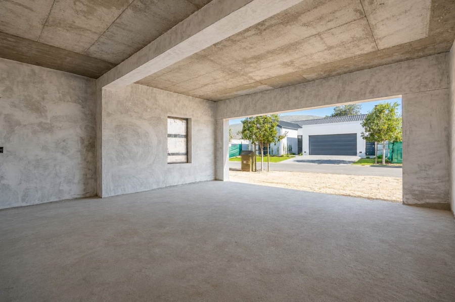 4 Bedroom Property for Sale in Paarl Valleij Lifestyle Estate Western Cape